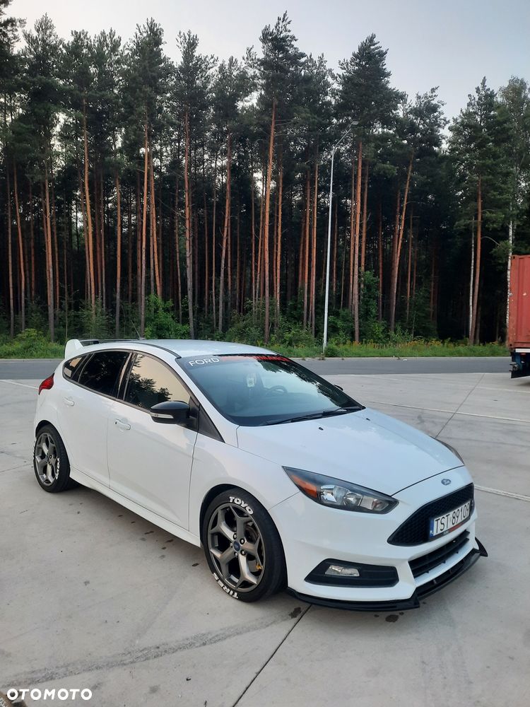 Ford Focus - 4
