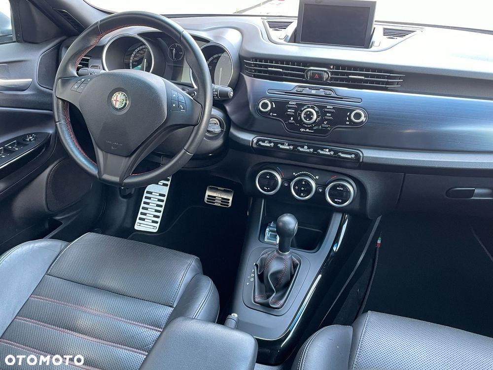Alfa Romeo Giulietta 1.4 TB 16V Multiair TCT Sport - 24