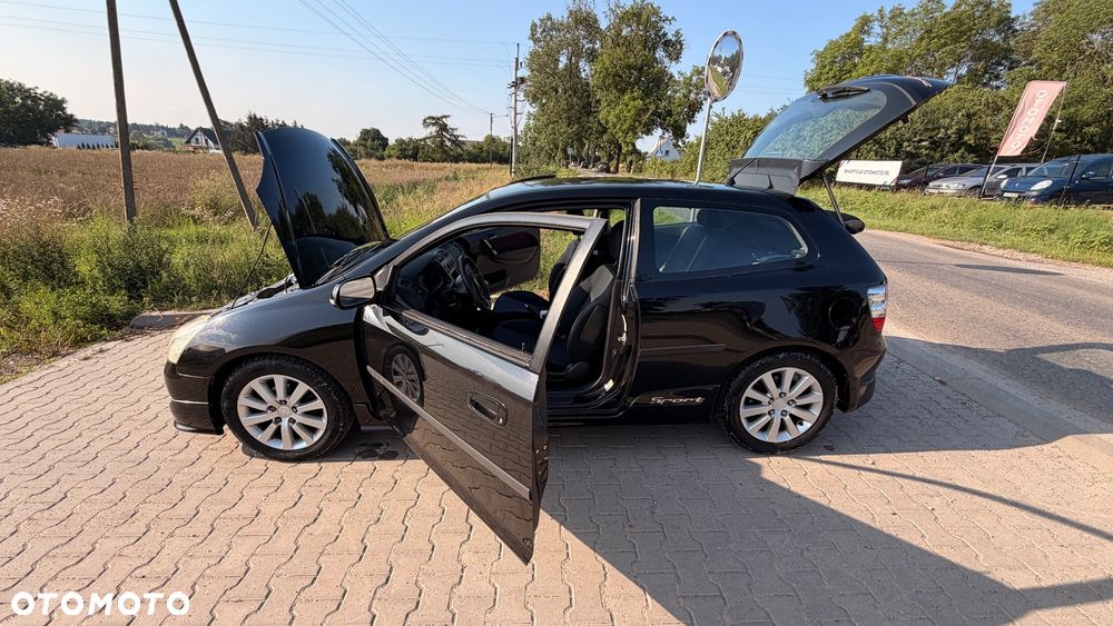 Honda Civic 1.4i S - 8