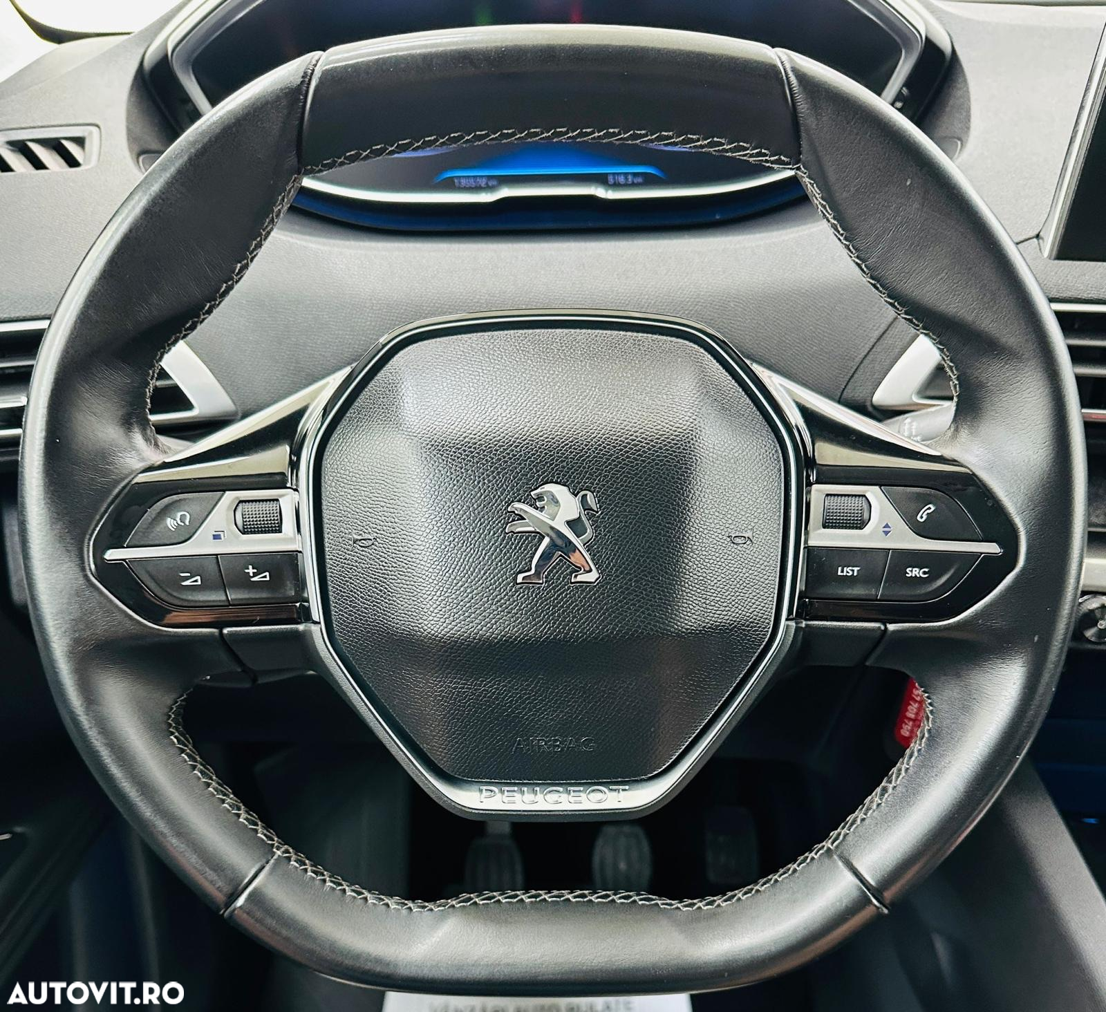 Peugeot 3008 PureTech 130 Stop & Start GPF Active Pack - 21