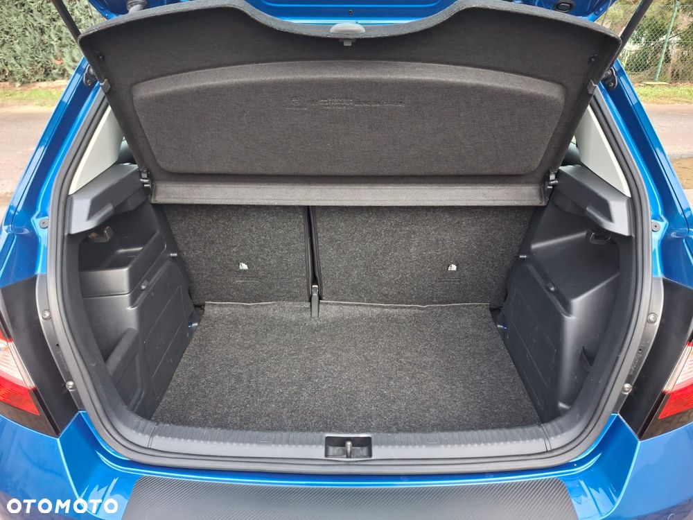 Skoda Fabia 1.0 TSI Cool Edition Red & Grey - 23