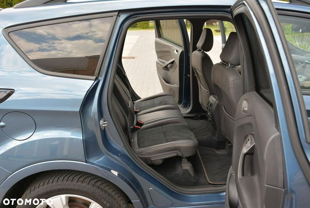 Ford Kuga 2.0 TDCi 4x4 ST-Line - 16