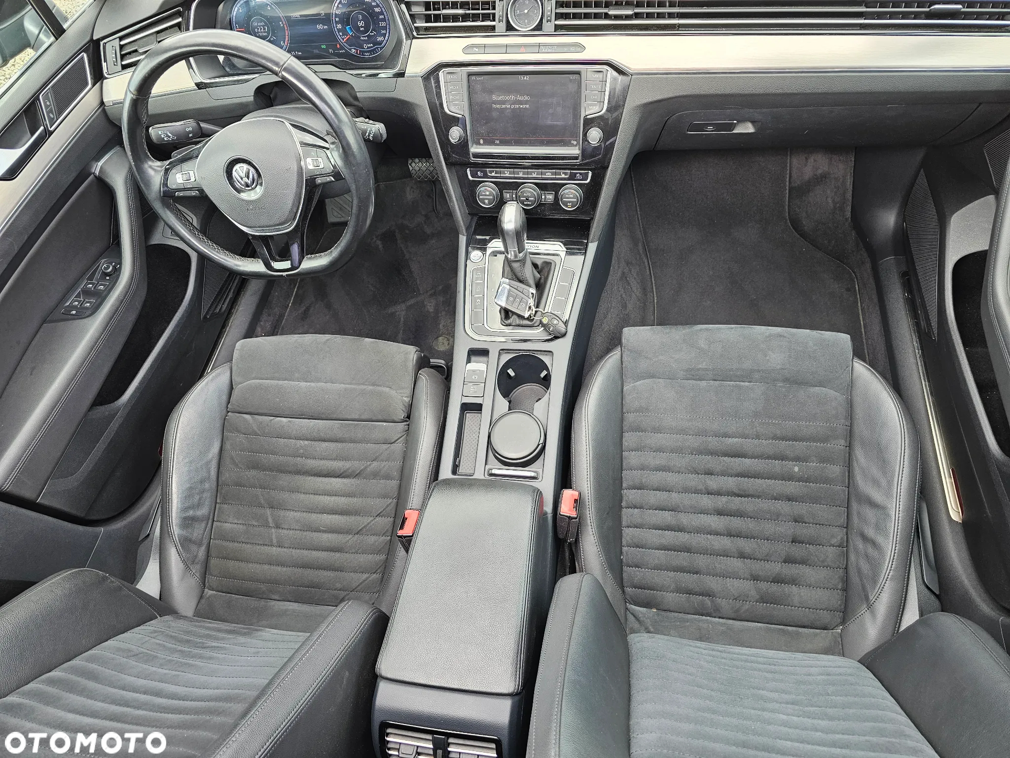 Volkswagen Passat Variant 2.0 TDI SCR 4Motion DSG (BMT) Highline - 28