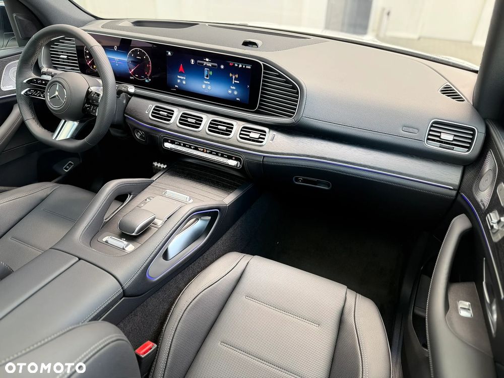 Mercedes-Benz GLE - 11