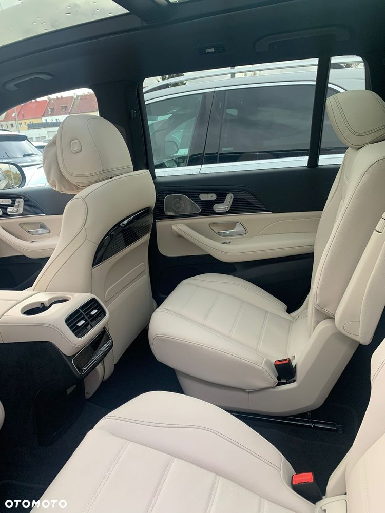 Mercedes-Benz GLS - 20