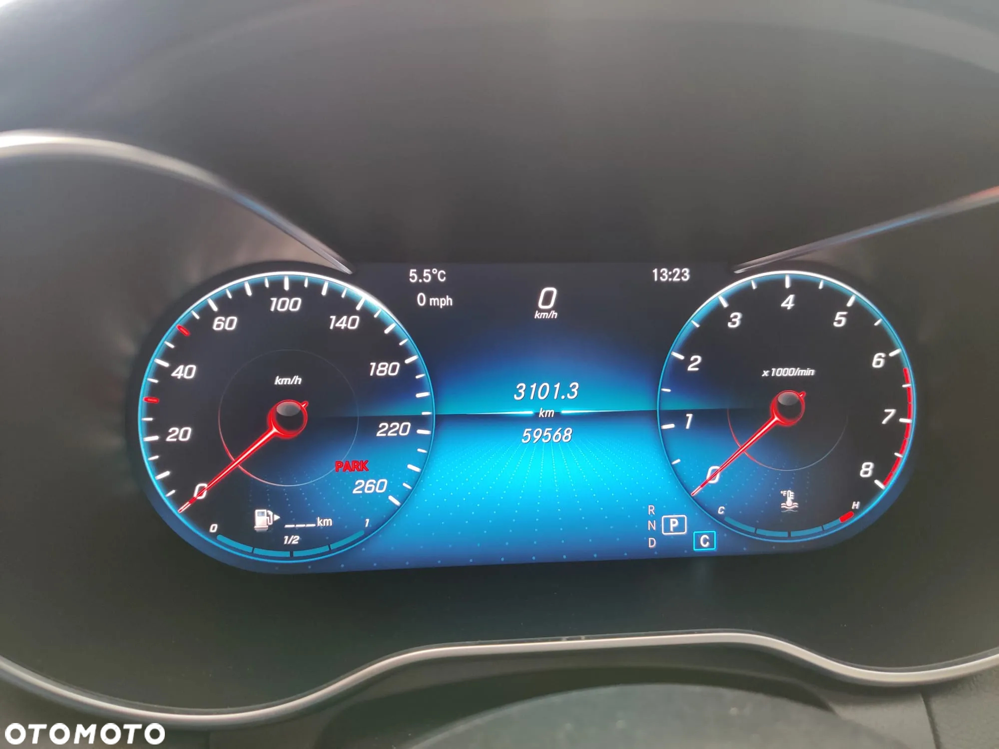 Mercedes-Benz Klasa C 300 4Matic 9G-TRONIC AMG Line - 38