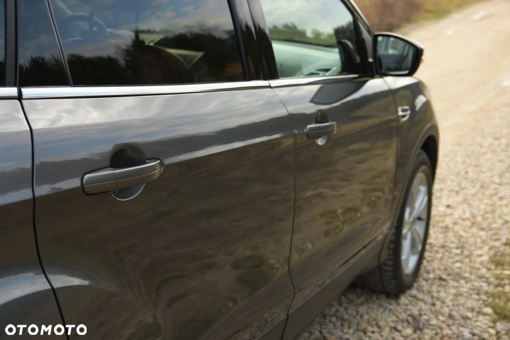 Ford Kuga 2.0 TDCi 4WD Titanium Plus - 16