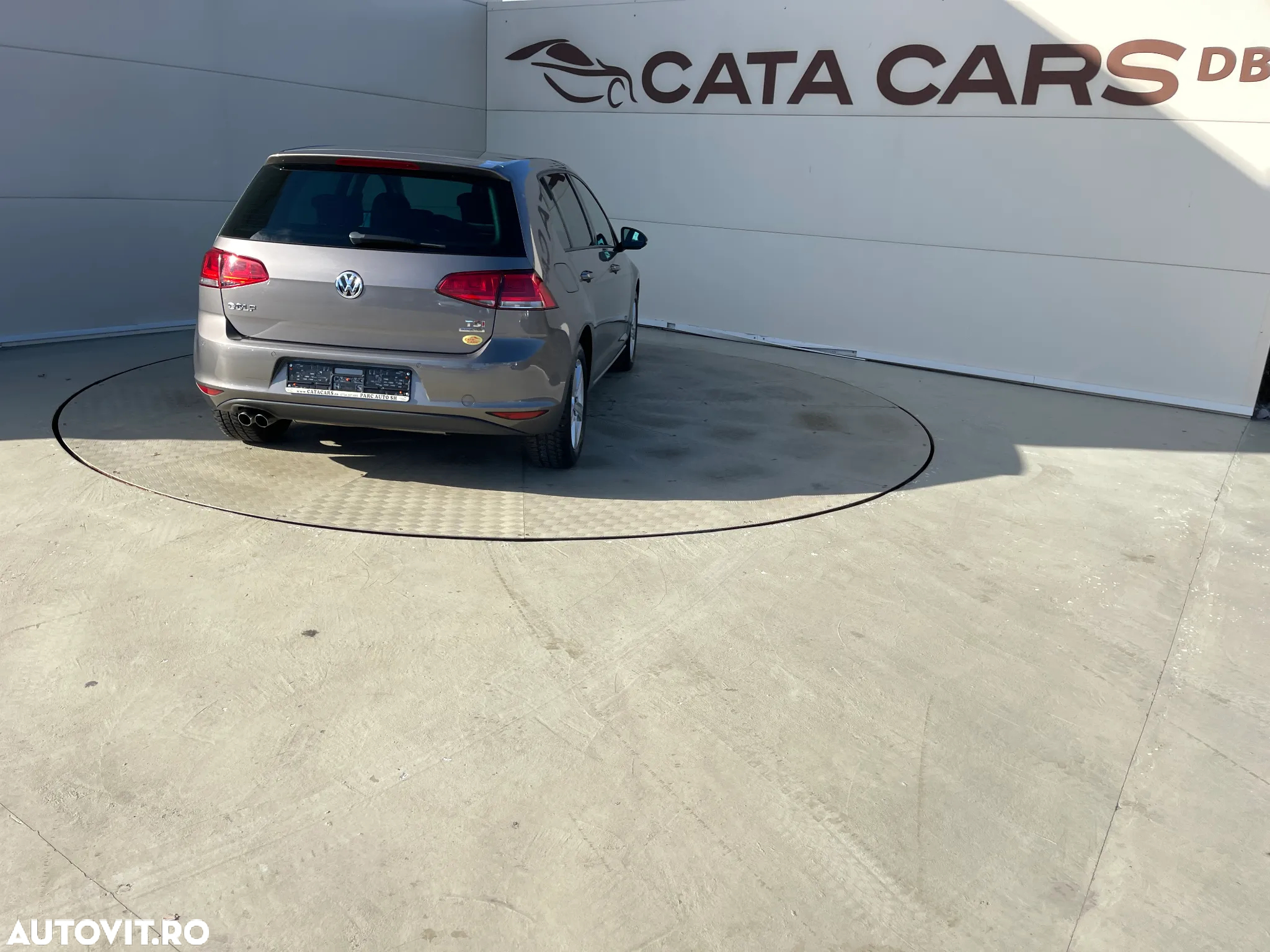Volkswagen Golf 1.4 TSI DSG Comfortline - 13