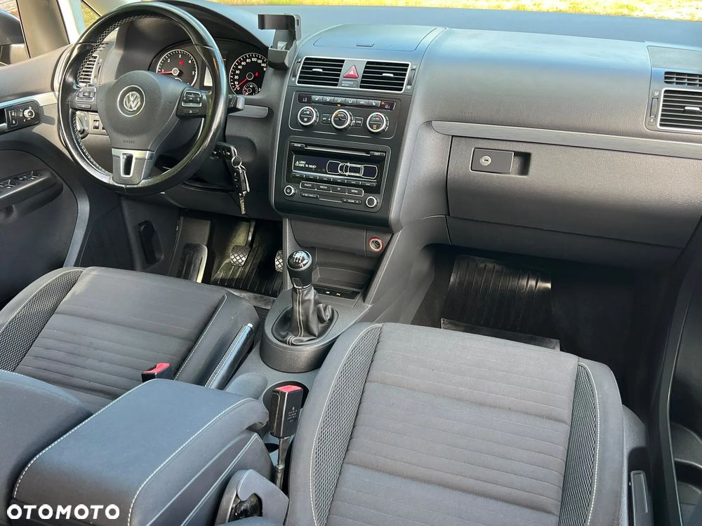 Volkswagen Touran 1.6 TDI DPF Cup - 19