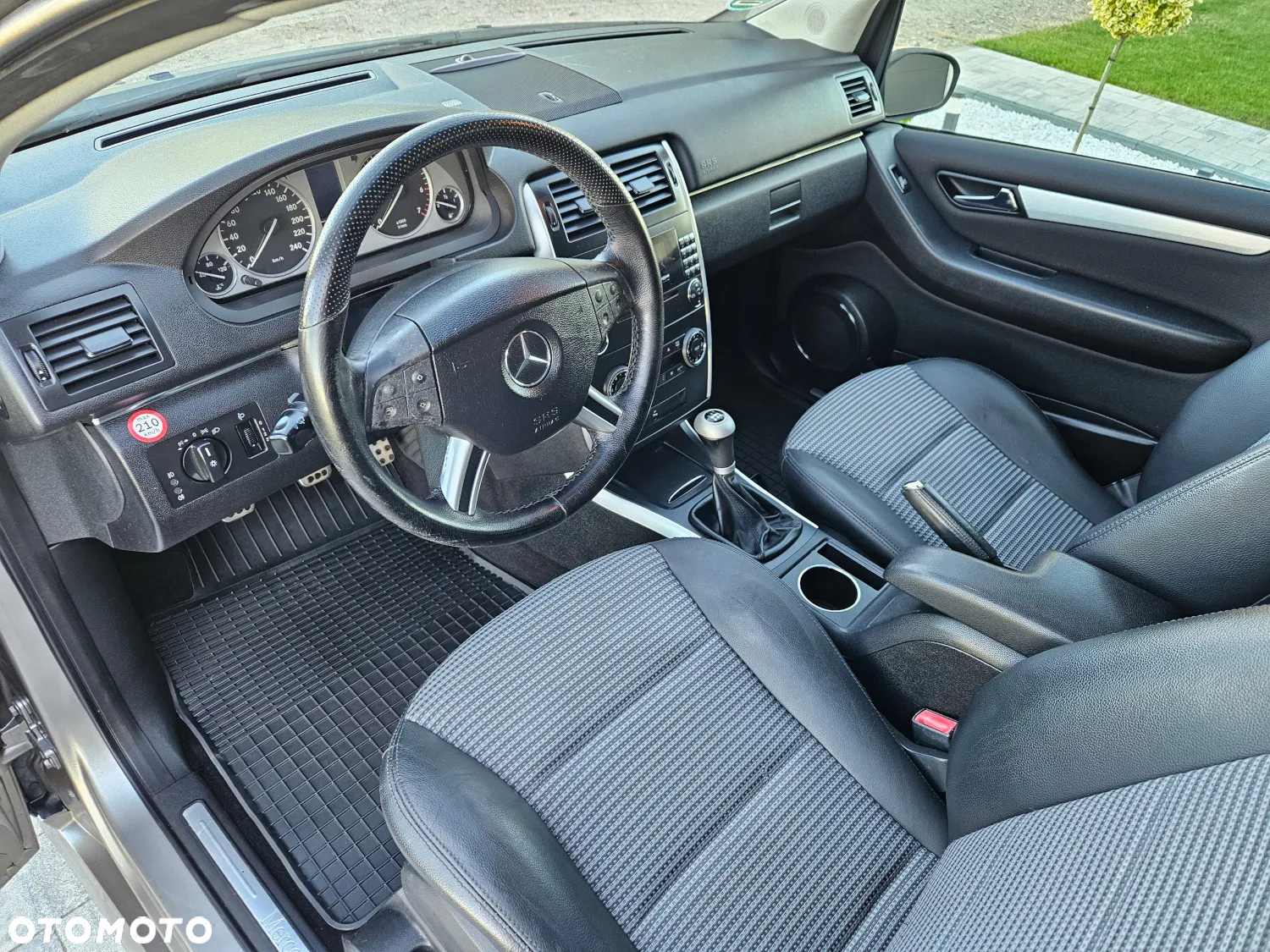 Mercedes-Benz Klasa B 200 - 5