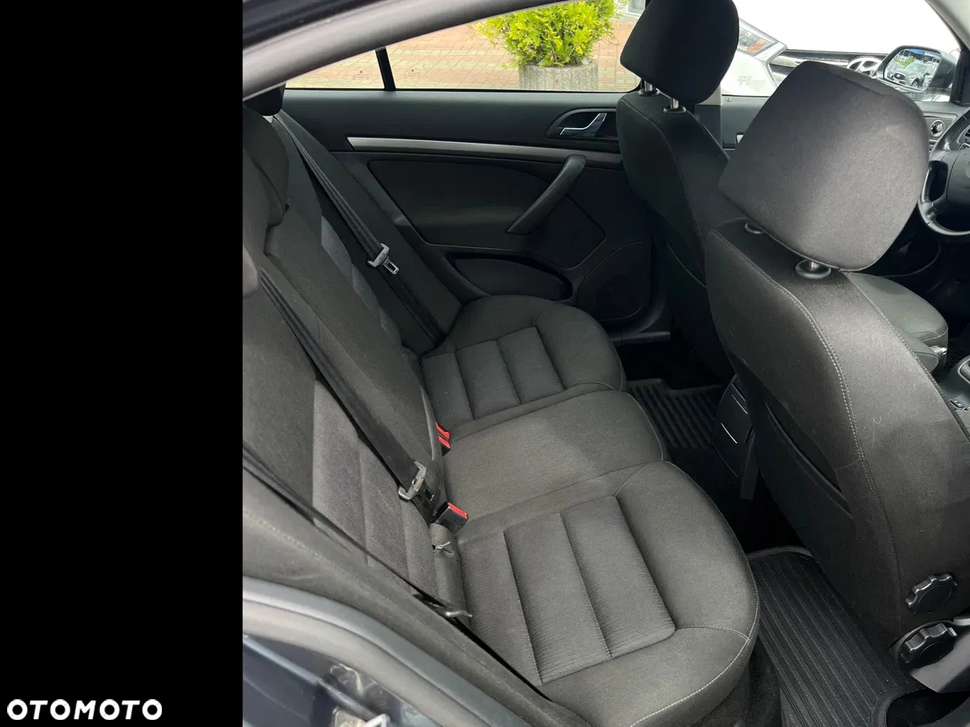 Skoda Octavia 1.6 Elegance - 10