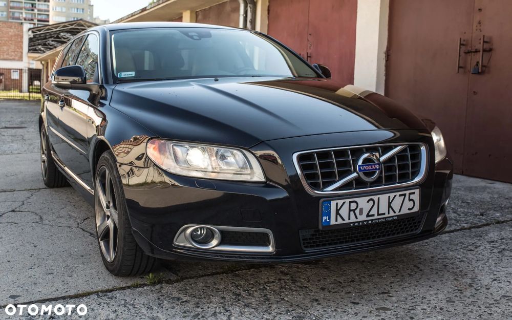 Volvo V70 - 1