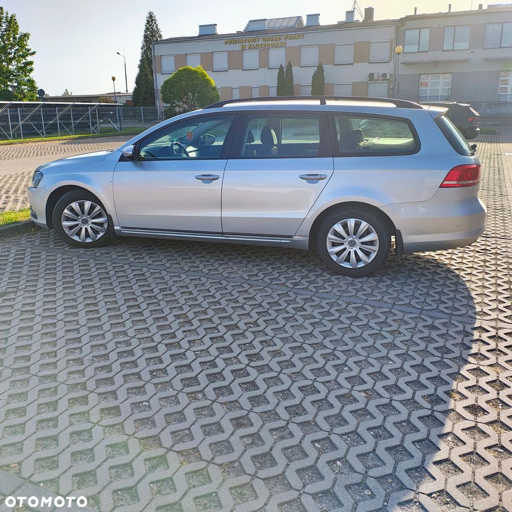 Volkswagen Passat 1.6 TDI Trendline - 1