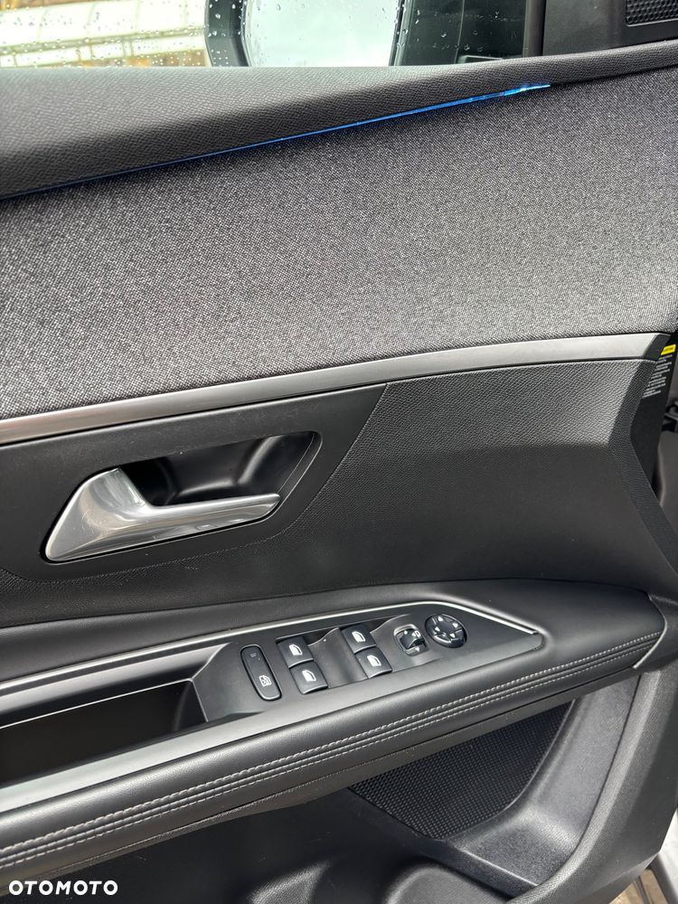 Peugeot 5008 BlueHDI 130 Allure Business-Paket - 11