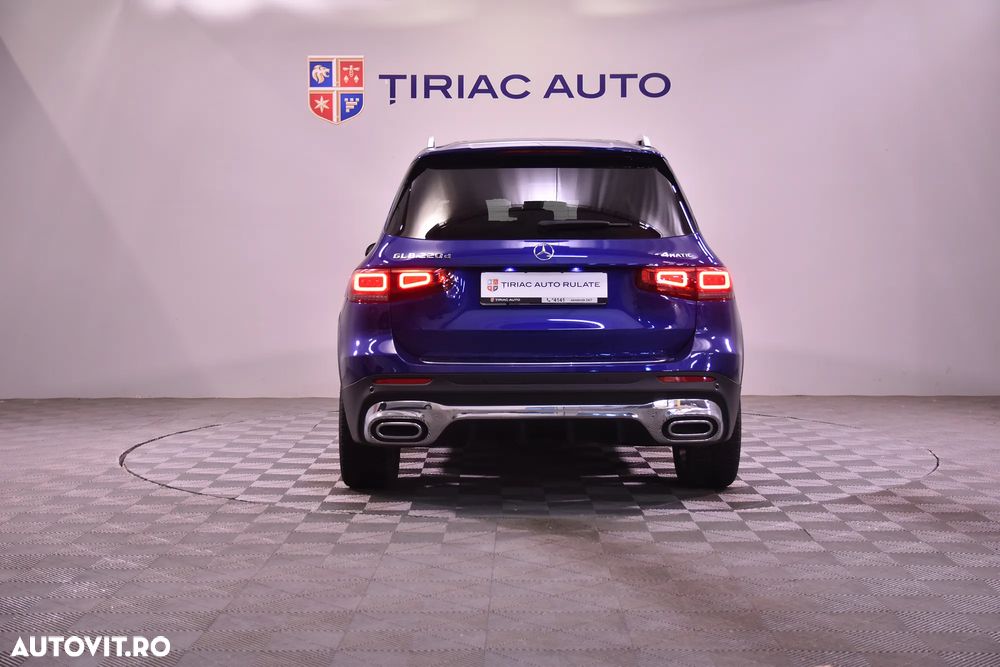 Mercedes-Benz GLB 220 d 4Matic 8G-DCT AMG Line - 4