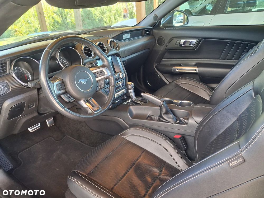 Ford Mustang 5.0 V8 GT - 12