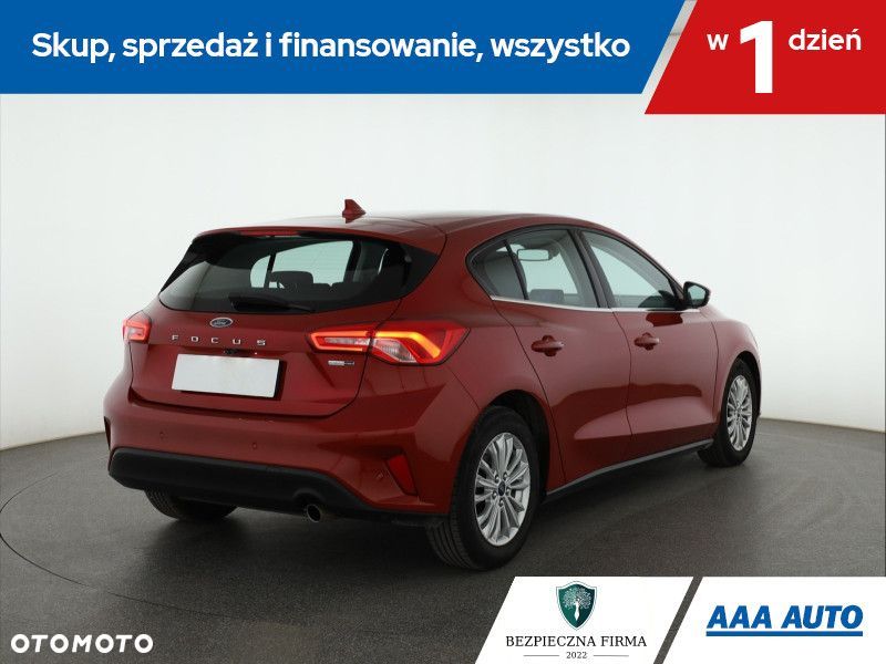 Ford Focus - 7