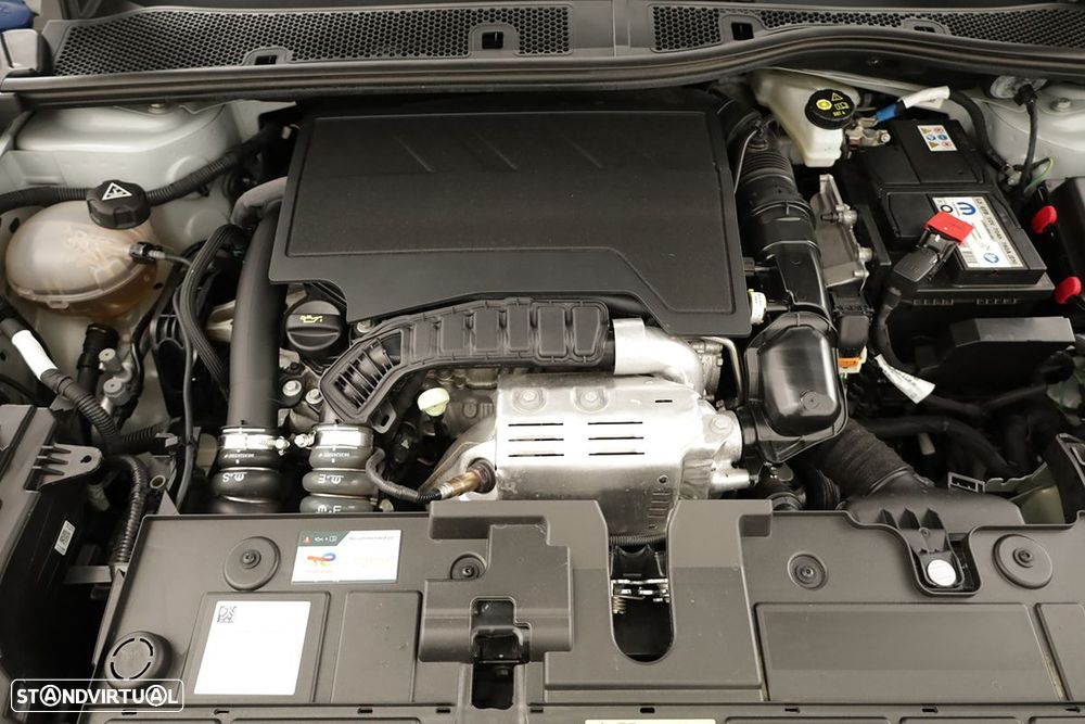 Citroën C4 1.2 PureTech Max EAT8 - 23