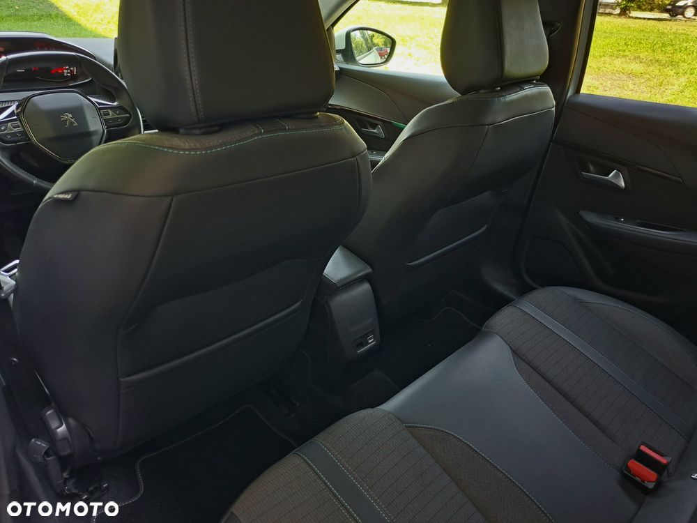 Peugeot 208 Benzin 100 Business - 6