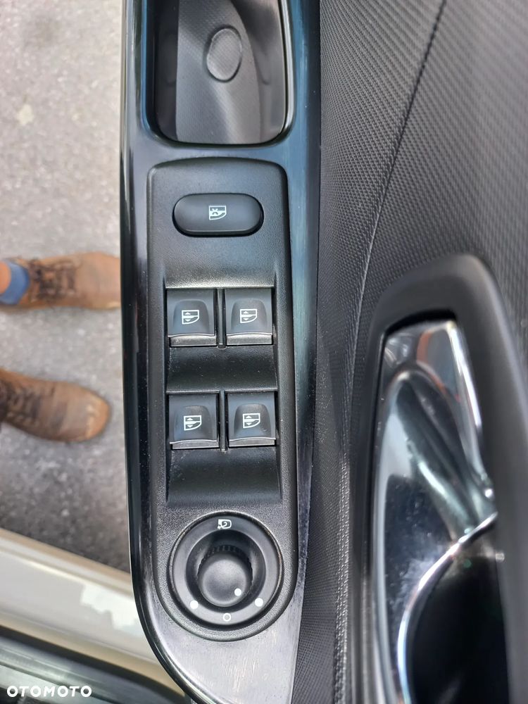 Renault Captur TCe 120 EDC Luxe - 37