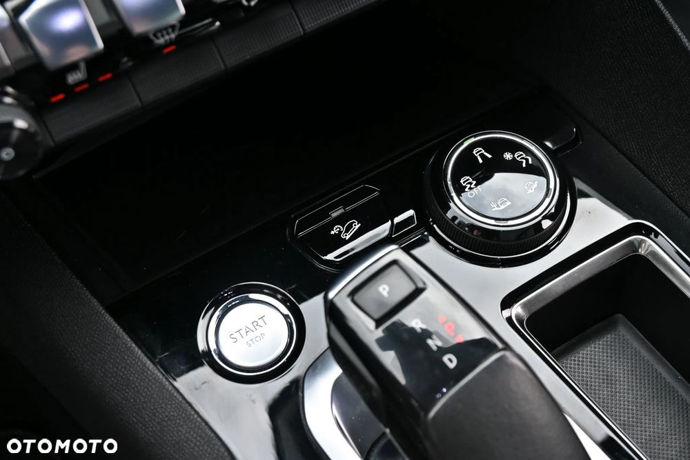 Peugeot 3008 2.0 BlueHDi GT S&S EAT6 - 29