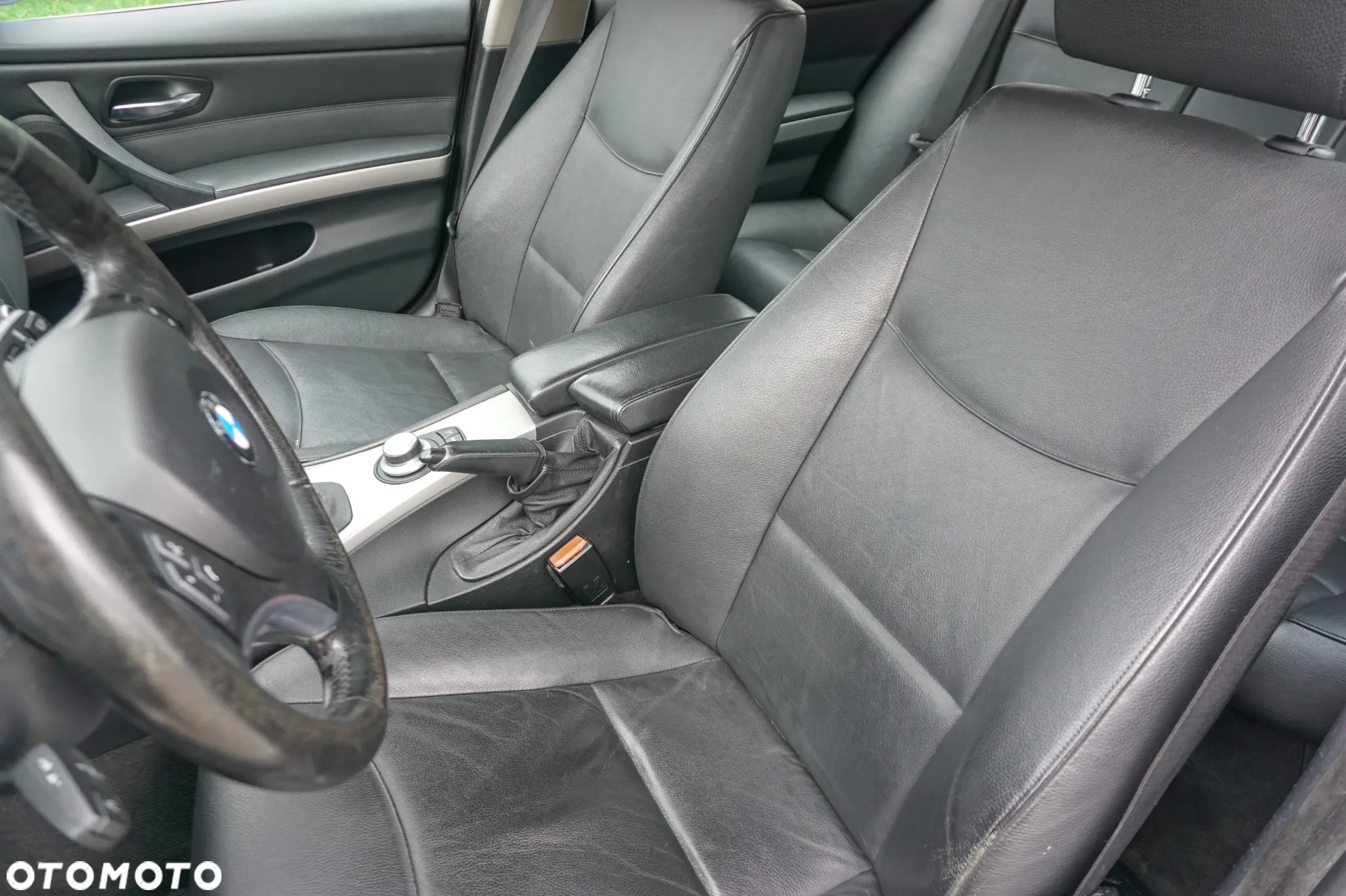 BMW Seria 3 325d - 10