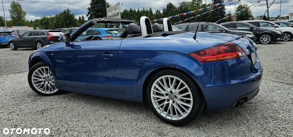 Audi TT Roadster - 10