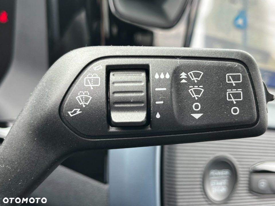 Ford Tourneo Courier - 14