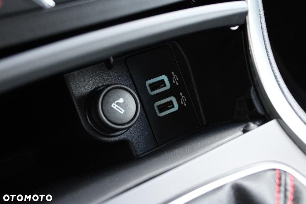 Ford S-Max - 26