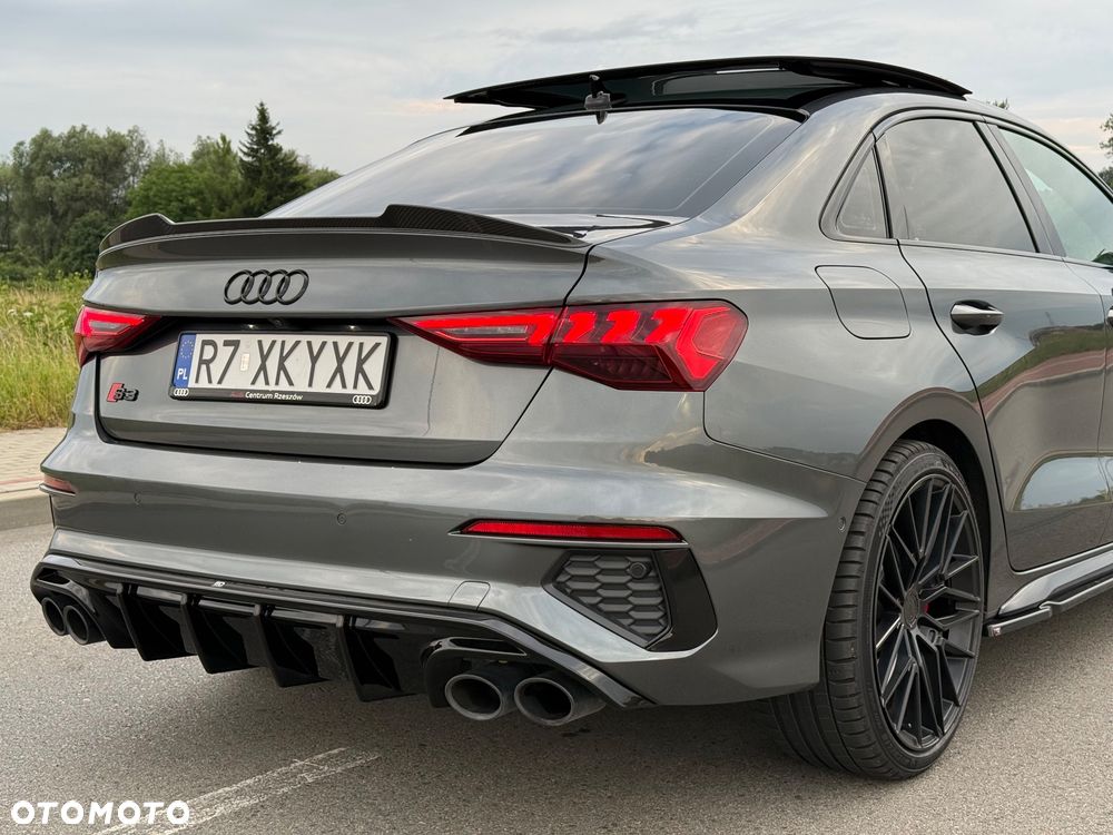 Audi S3 S tronic - 11