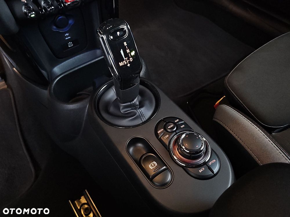 MINI John Cooper Works - 17