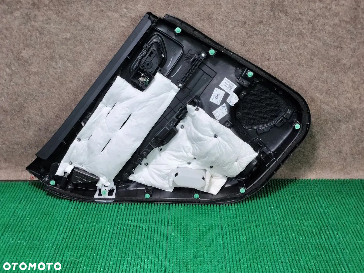 NISSAN QASHQAI 21-24r Boczek Drzwi Tył Prawy - 2
