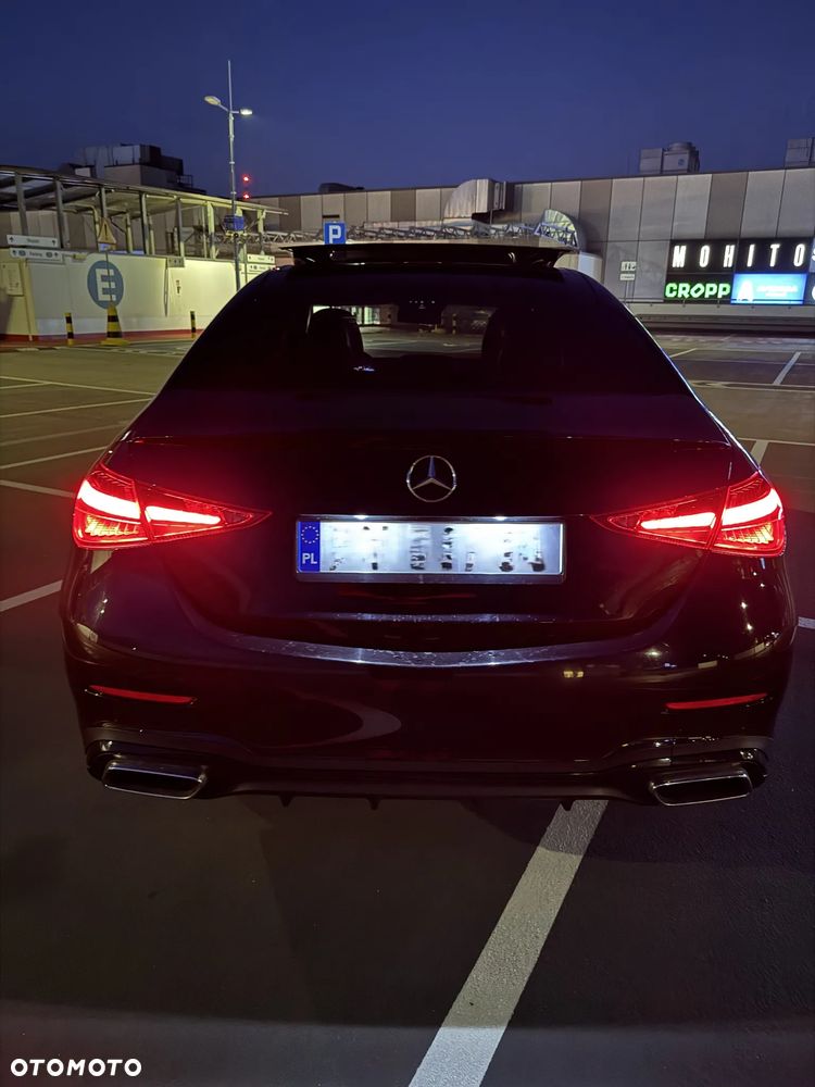 Mercedes-Benz Klasa C 180 9G-TRONIC AMG Line - 9