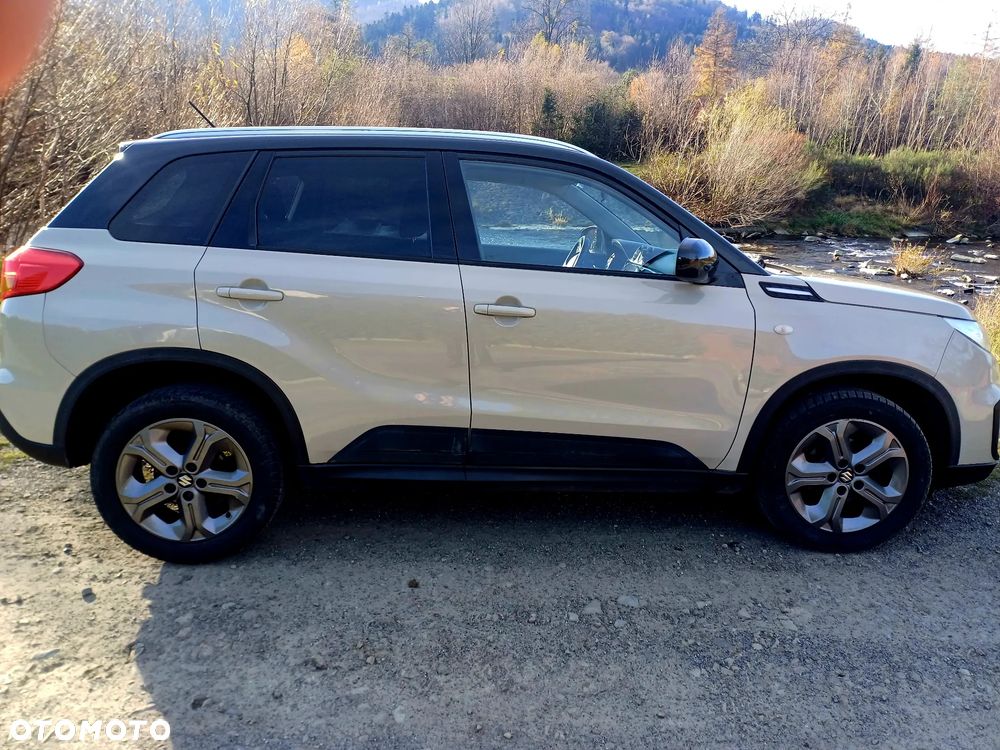 Suzuki Vitara 1.6 DDiS (4x4) Allgrip Comfort+ - 4