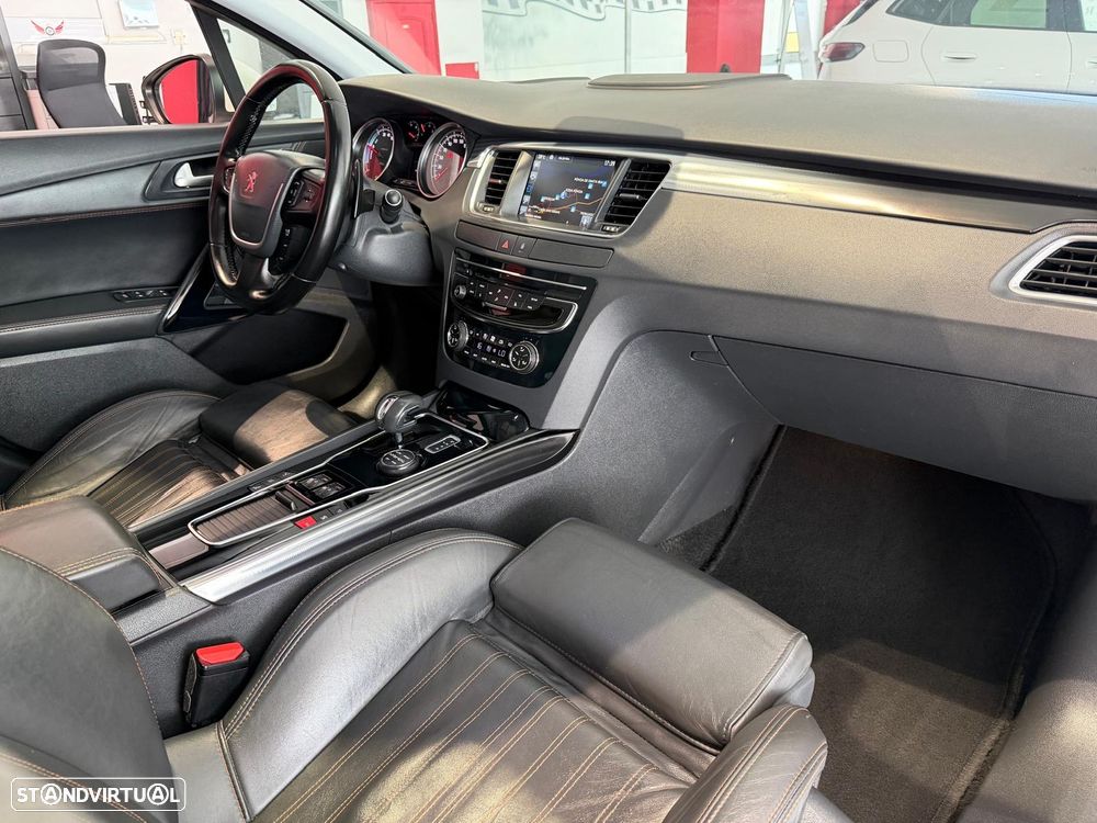 Peugeot 508 RXH 2.0 HDi Hybrid4 Limited Edition 2-Tronic - 11