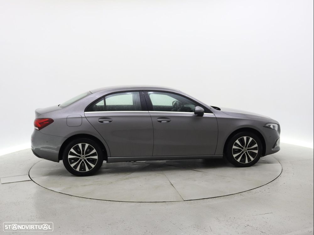 Mercedes-Benz A 250 e Style Plus - 8