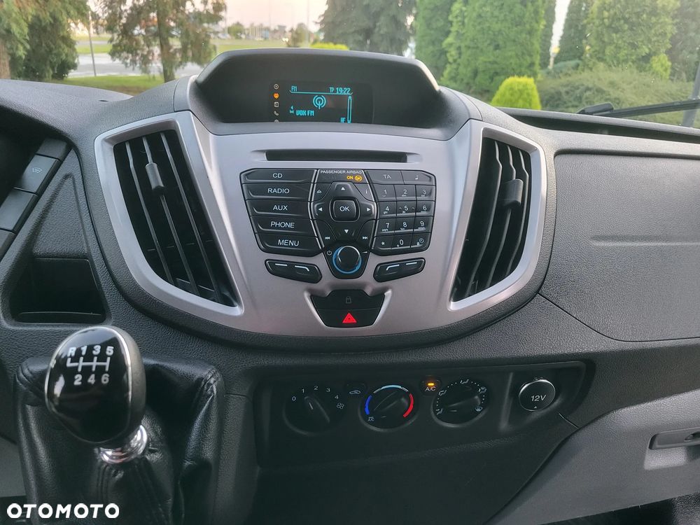 Ford Transit - 19
