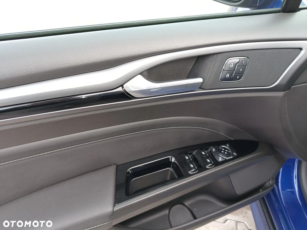 Ford Mondeo 2.0 TDCi ST-Line PowerShift - 19