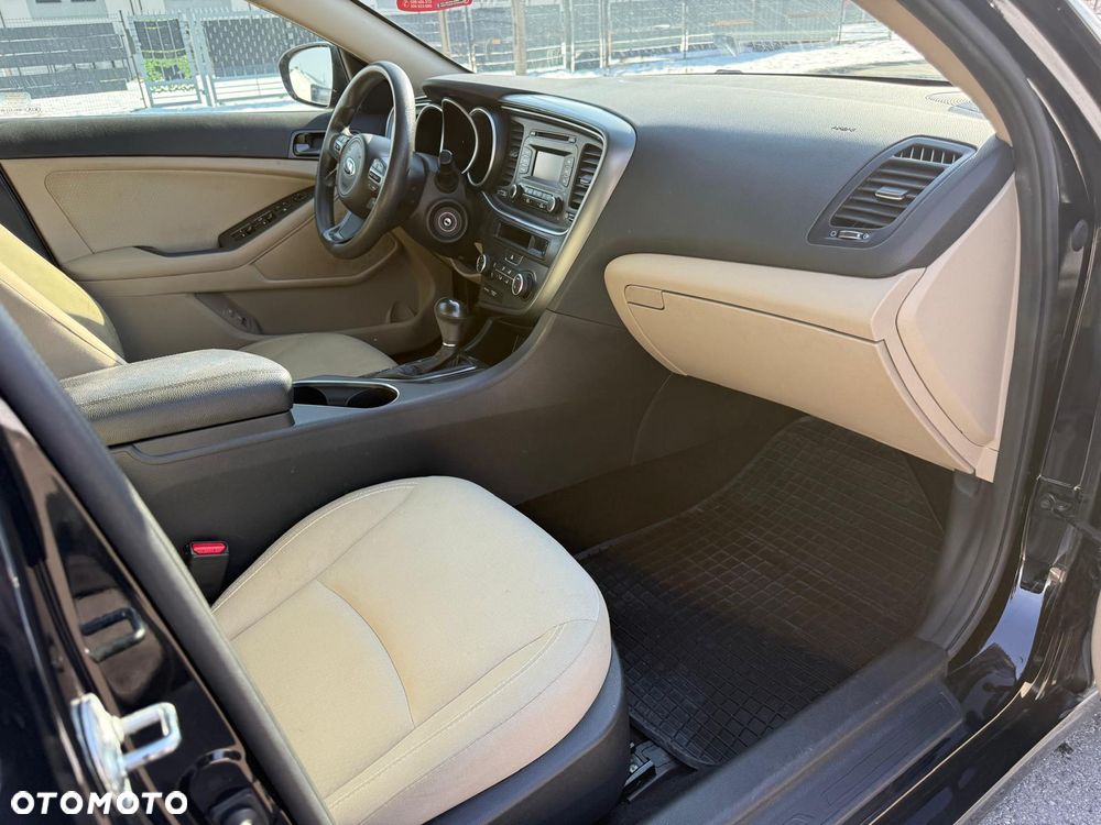 Kia Optima - 23