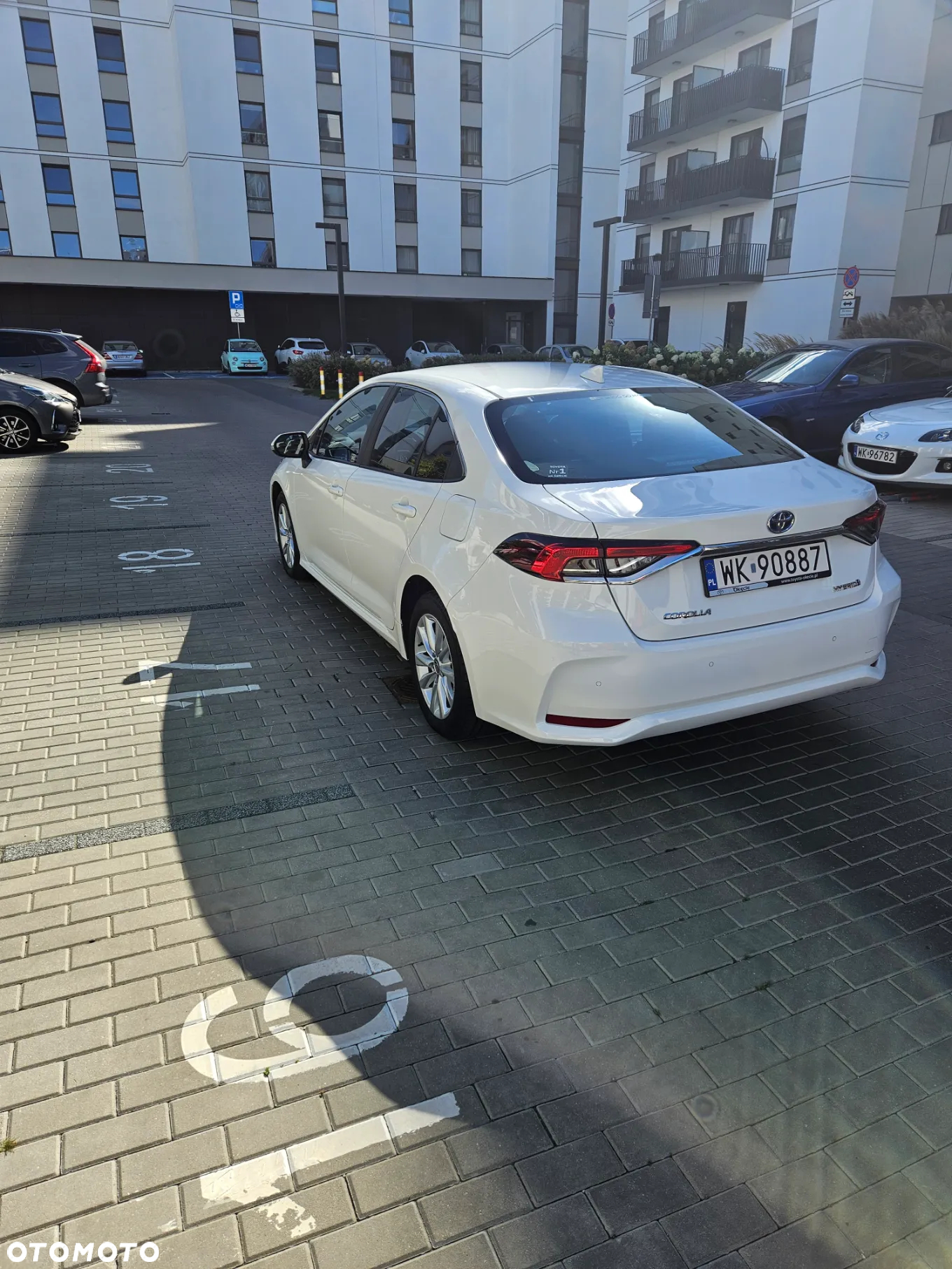 Toyota Corolla - 4