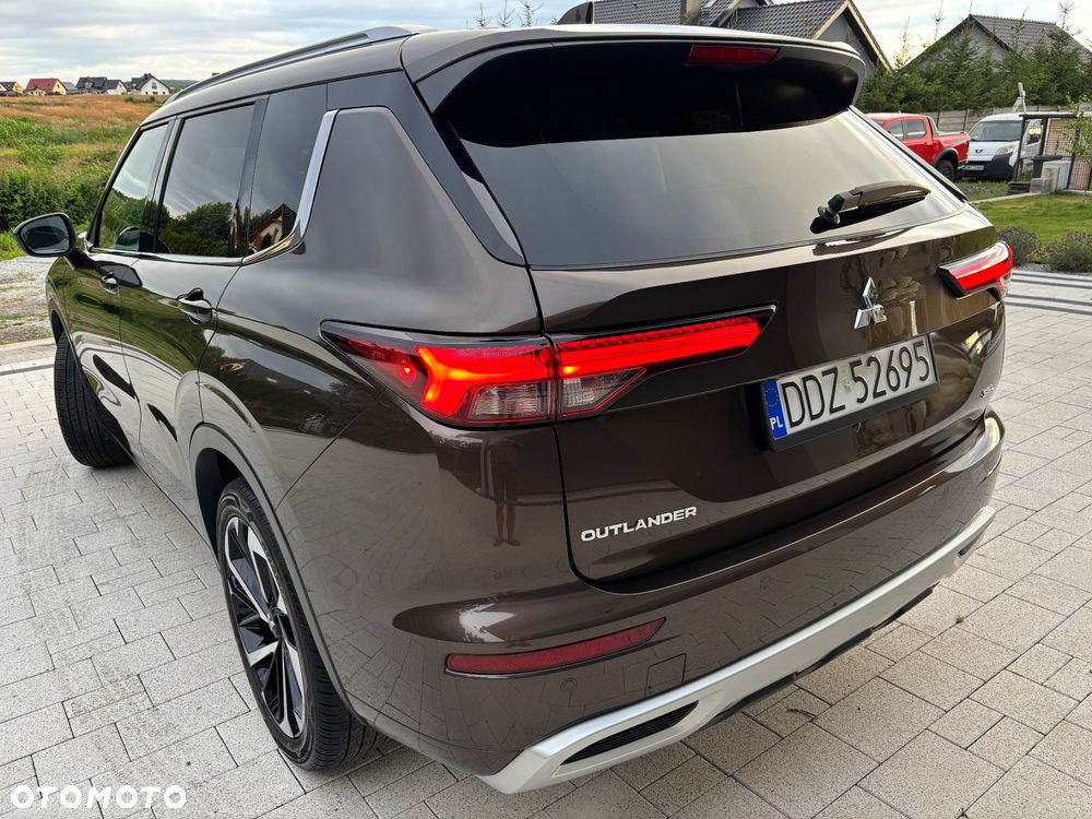 Mitsubishi Outlander - 5