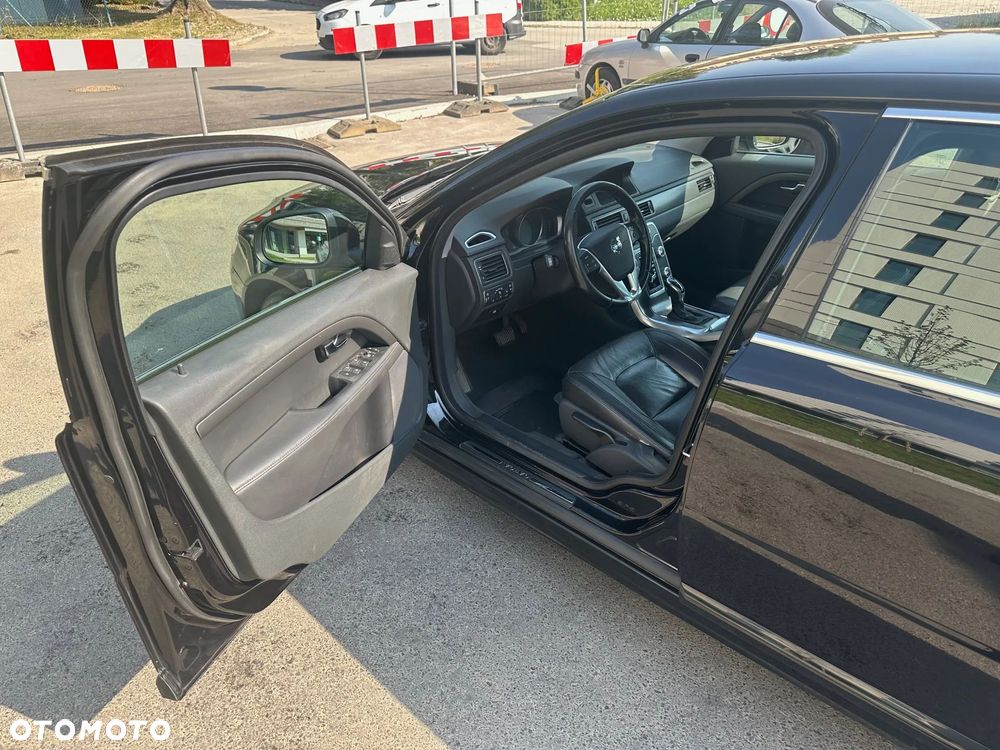 Volvo V70 D4 Geartronic Momentum - 12