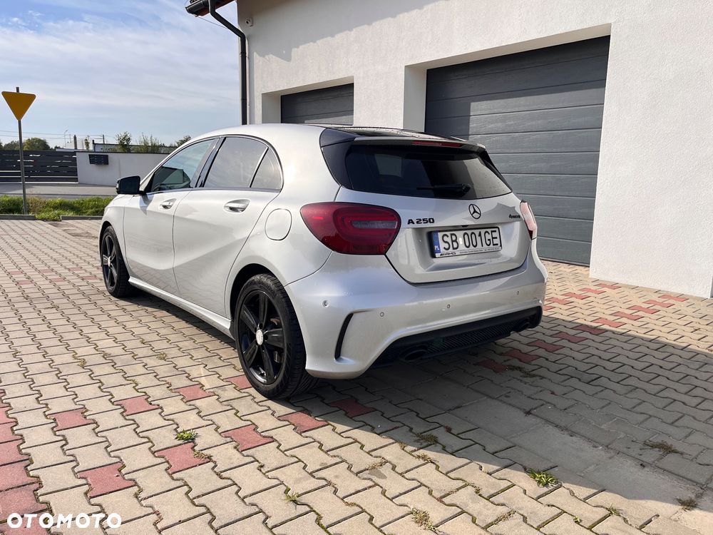 Mercedes-Benz Klasa A 250 4Matic 7G-DCT - 2