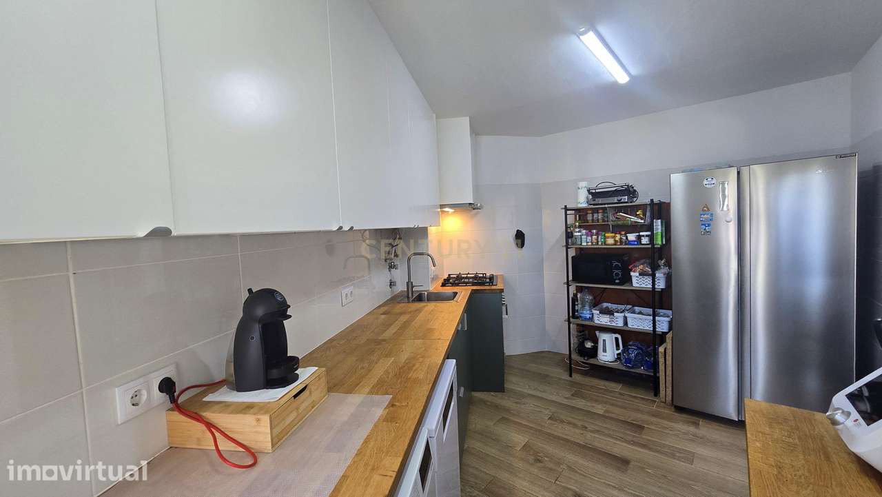 Apartamento T2 Remodelado com Piscina, Jardim e Estacionamento em Port - Grande imagem: 5/15
