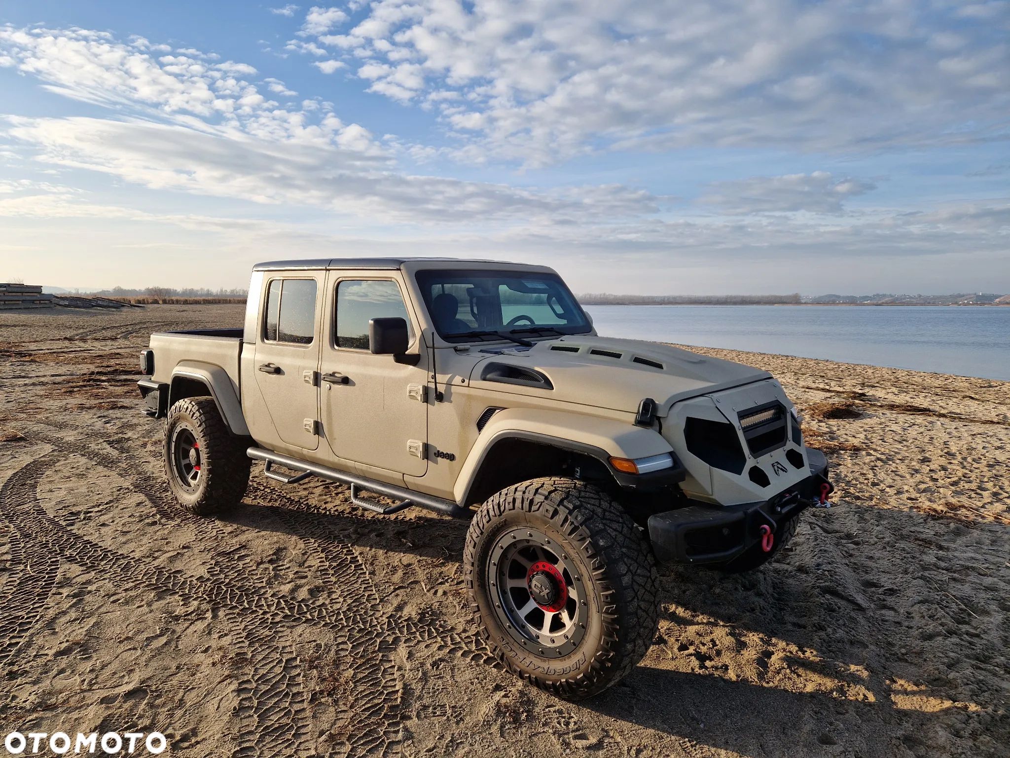 Jeep Inny - 1
