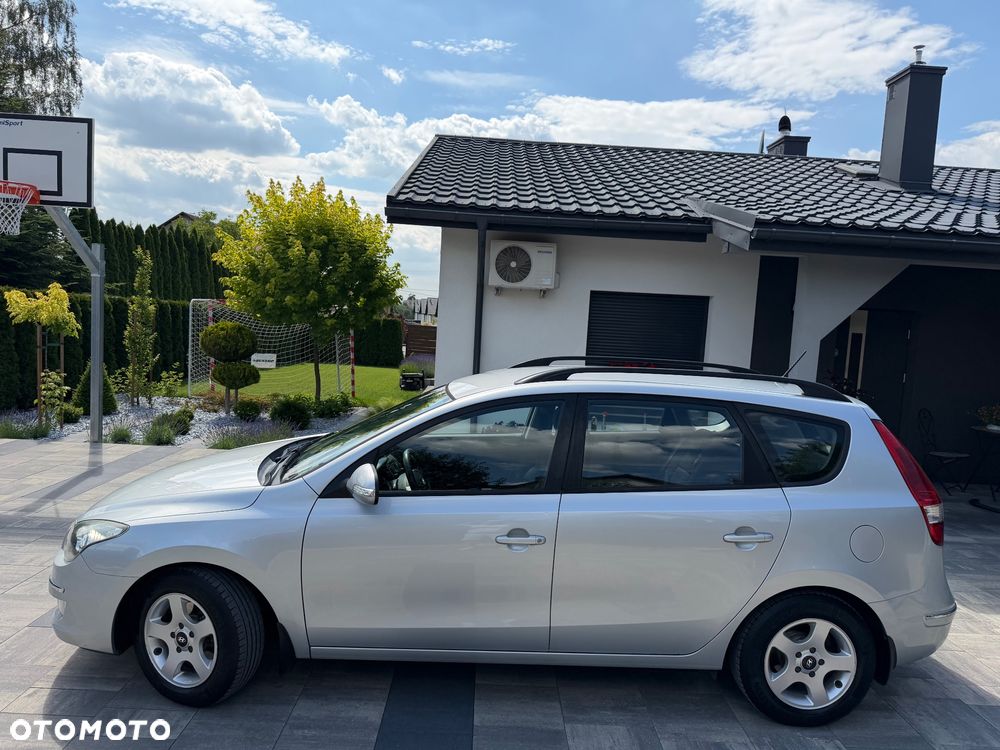 Hyundai i30 1.6 Premium - 8