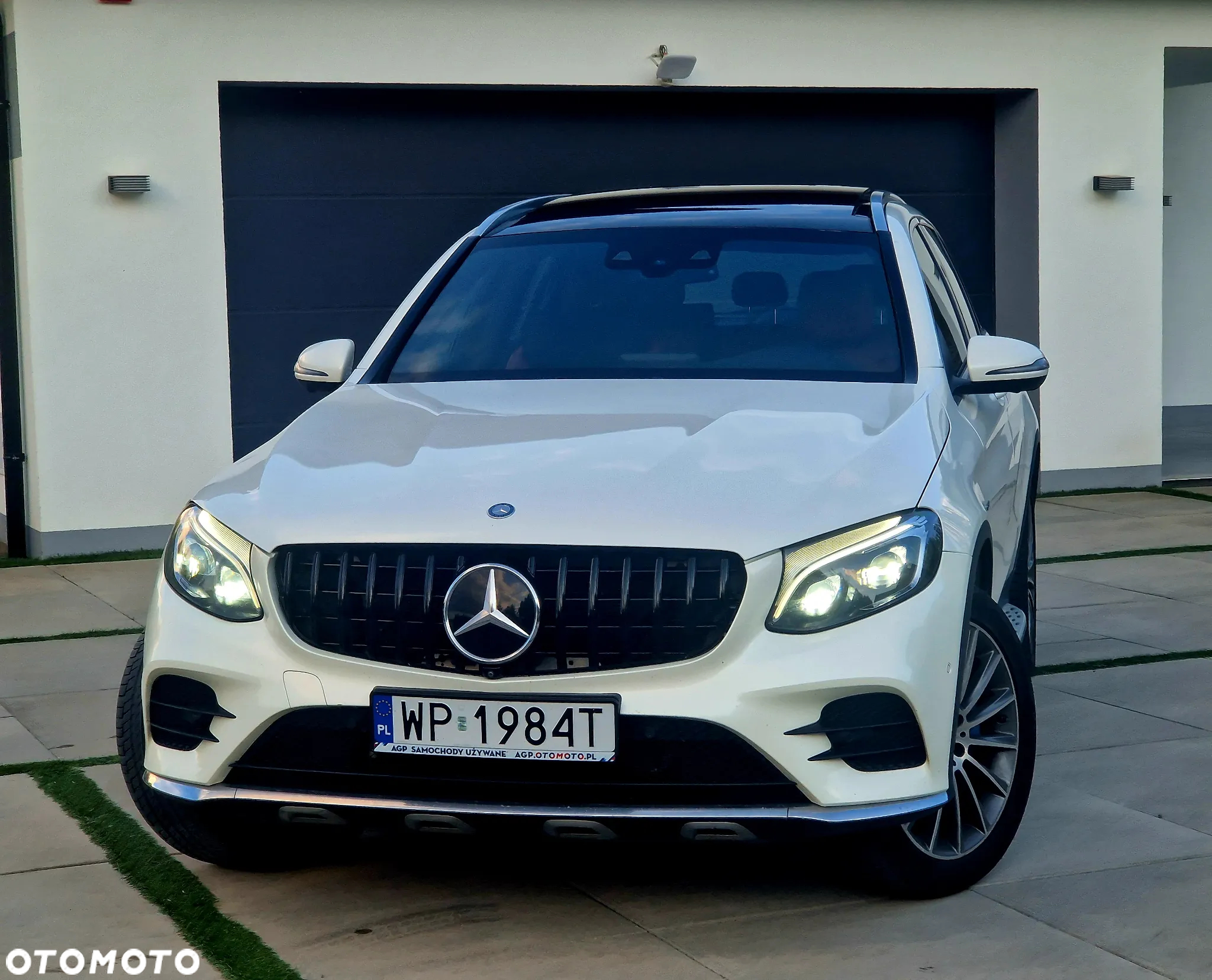 Mercedes-Benz GLC 350 e 4Matic 7G-TRONIC AMG Line - 19