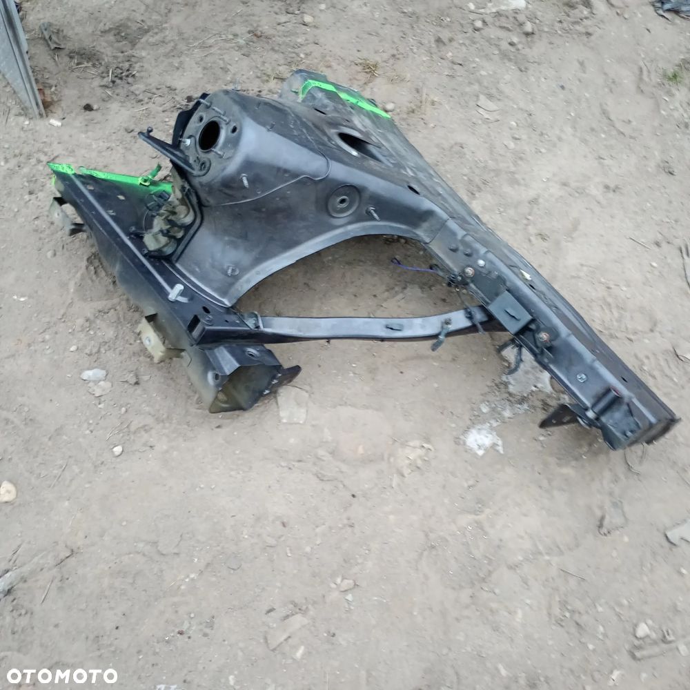 Ćwiartka przednia prawa jeep grand Cherokee wk2 - 1