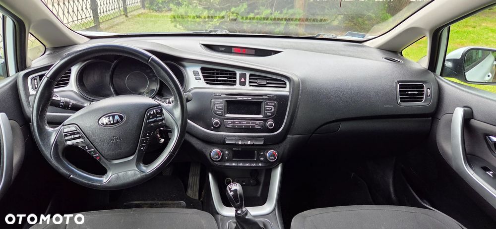 Kia Ceed - 5
