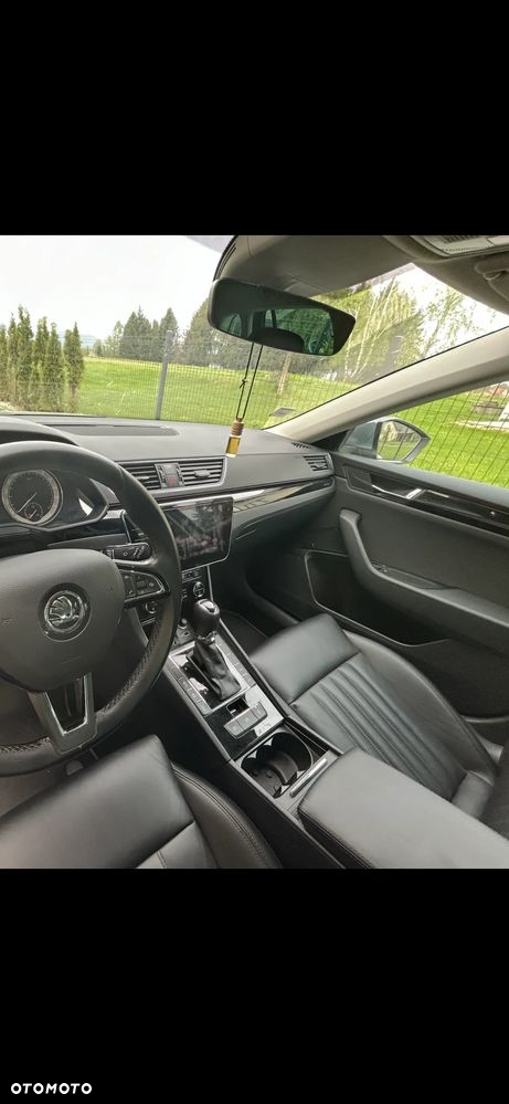 Skoda Superb 2.0 TDI L&K DSG - 10